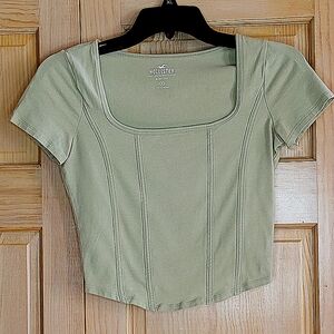 Hollister Baby Tee - Light Sage